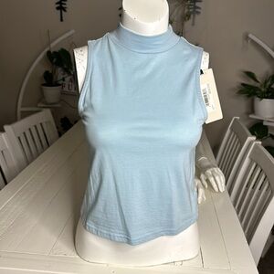 Silver jeans co  ice crop sleeveless top NWT LG